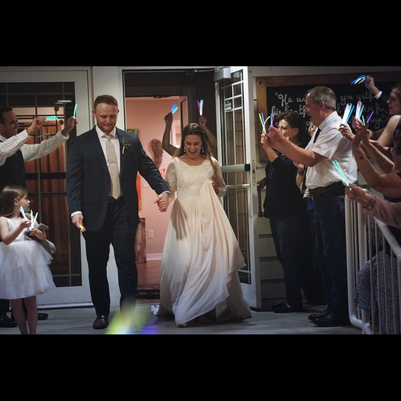 MEET YOUR POSHER! - Picture 5 of 7